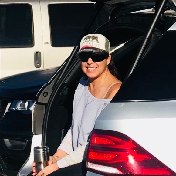 Meet your Posher, Louann - Picture 1 of 1